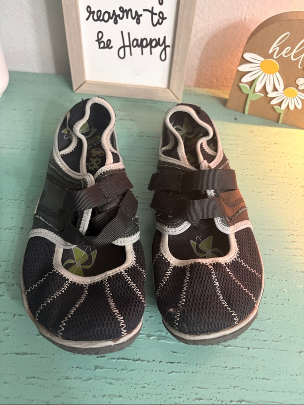 Merrell Wos Black & White Water Shoes with Straps